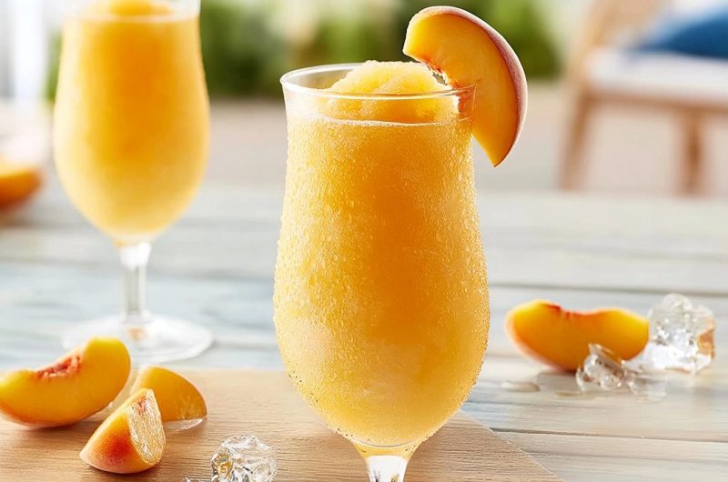 Bellini de melocotón sin alcohol