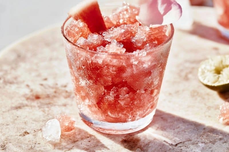 Granizado de sandía y agua de rosas